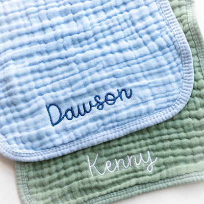 Custom Embroidered Muslin Burp Cloth – Personalized Baby Burp Cloth with Name